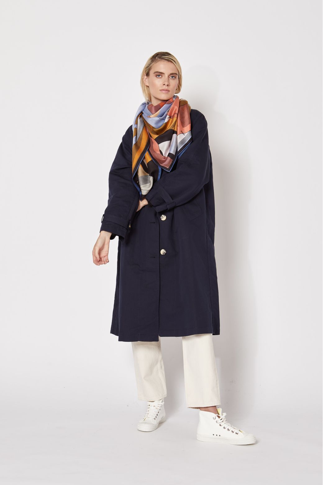 ELECTRIC CARENA'S ORCHARD SCARF