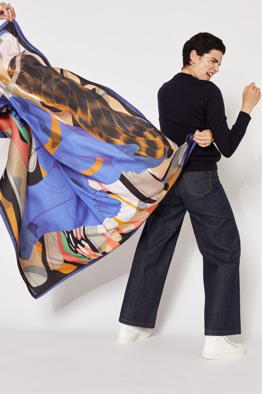 ELECTRIC CARENA'S ORCHARD SCARF