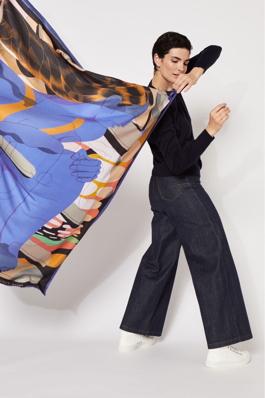 ELECTRIC CARENA'S ORCHARD SCARF
