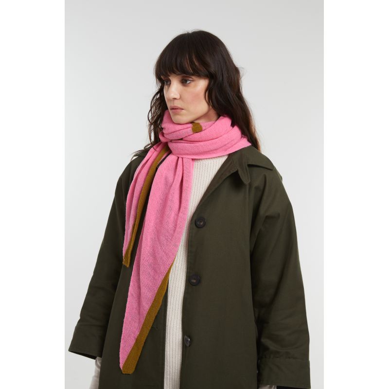 TriangleLiv Rose