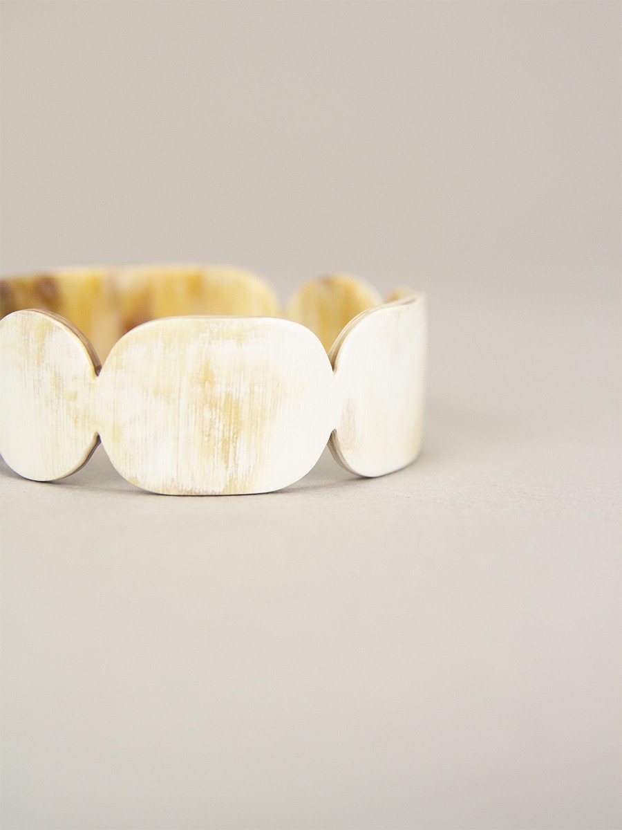 Bracelet 25 Totem en corne blonde taille S