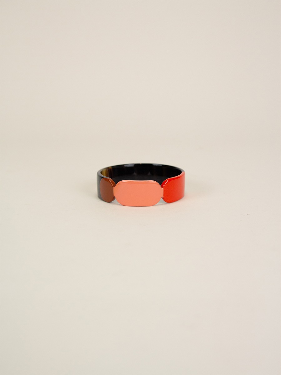 Bracelet 20 Totem en corne noire et  laque Roux taille S