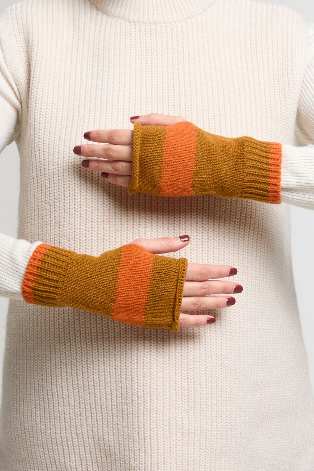 MitainesViggo Orange Ocre