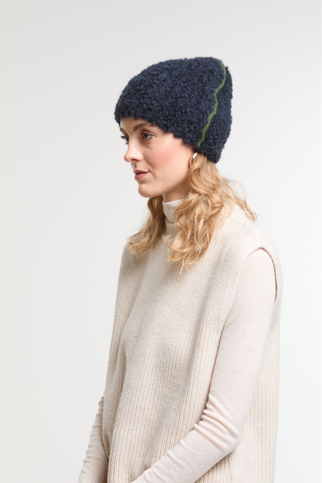 Night BlueAsta Hat
