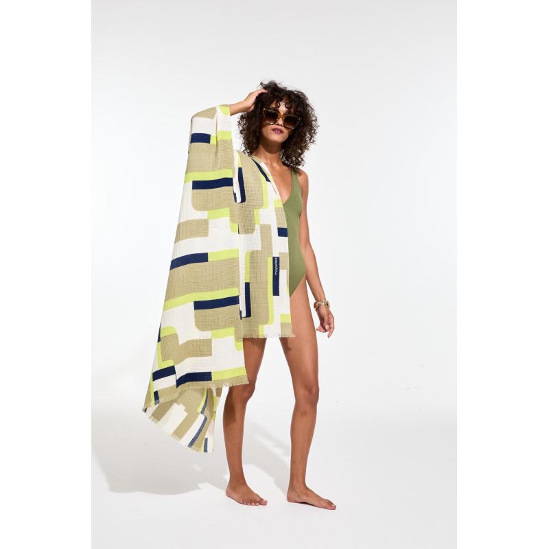 LimeArum Beach Towel