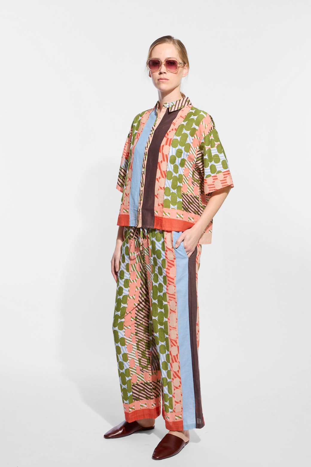 Chemise manches courtes en coton-kaki/ Mapoésie